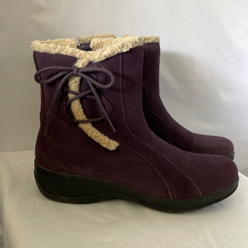 Clarks purple boots leather upper cream Sherpa‎ detail top inner zipper